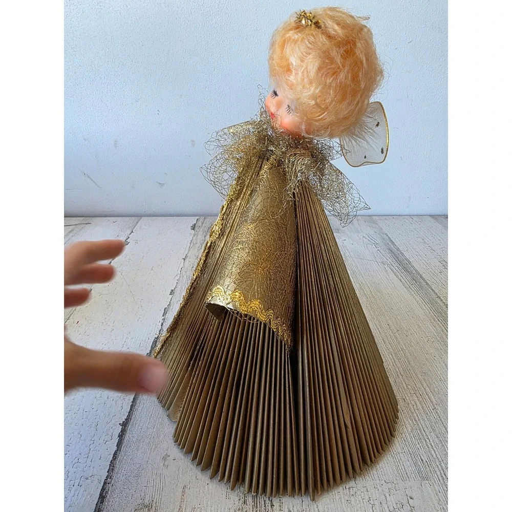 Vintage newspaper angel cherub Xmas tinsel decor